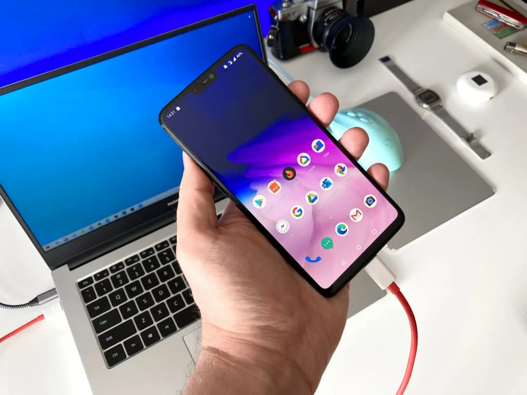 Jak zgrać zdjęcia z aparatu na telefon - proste metody i porady