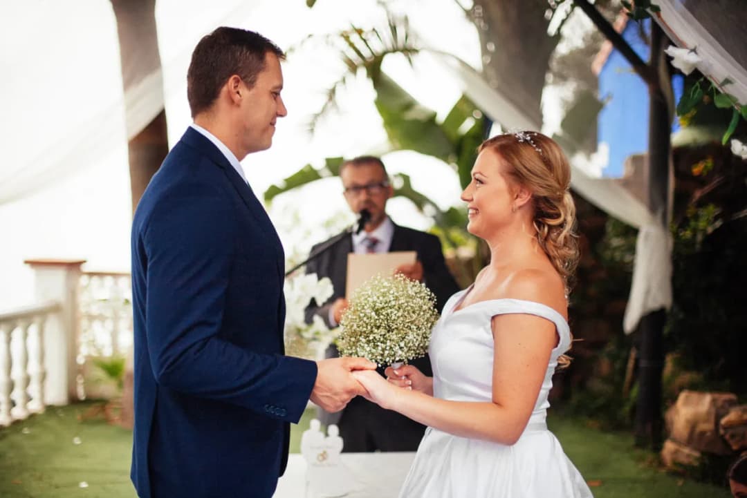 Ile kosztuje fotograf na ślub cywilny? Ceny, które Cię zaskoczą