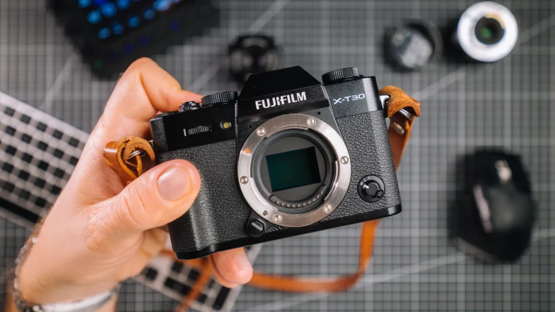 Jaki aparat dla początkującego: wybierz idealny model do nauki fotografii