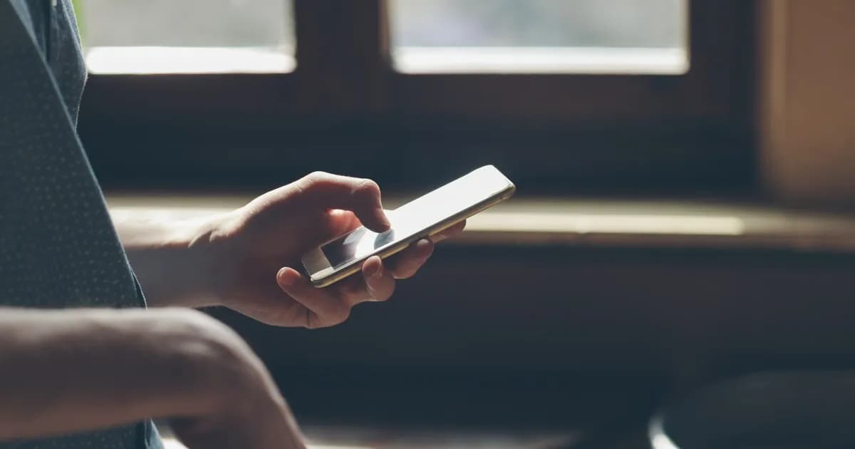 Jak sprawdzić aparat w telefonie i uniknąć problemów z jakością zdjęć